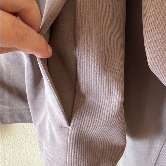 Athleta Seasoft Rib 1/4 Zip Popover Sweatshirt Top Pyrite Sz Medium - Picture 10 of 14